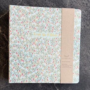 NWT - Strawberry Floral Recipe 3 ring Binder